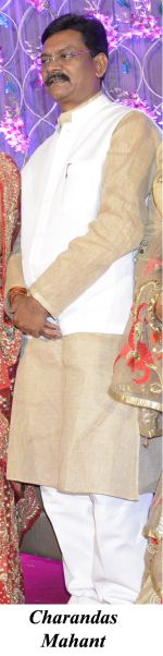 Charandas Mahant at the Reception of Jai Singh and Shradha Singh on 7th May 2013.jpg